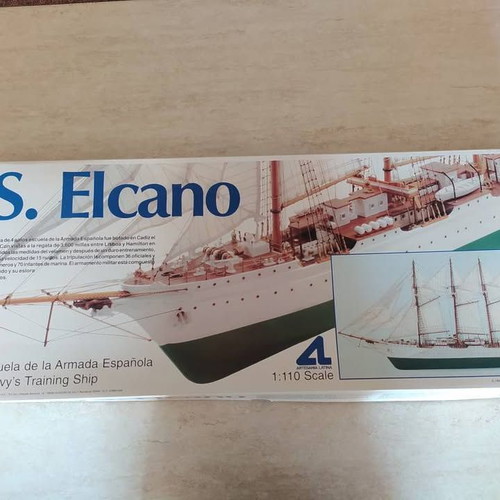 J.S. Elcano model ship like new, Spanish Navy training sailing ship 1:110 scale