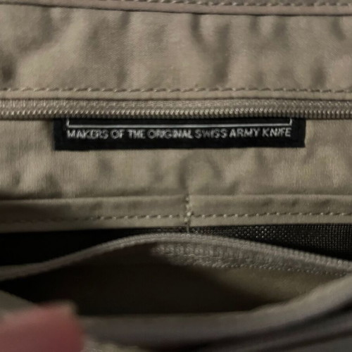 Victorinox Travel Belt Bag like new, khaki color