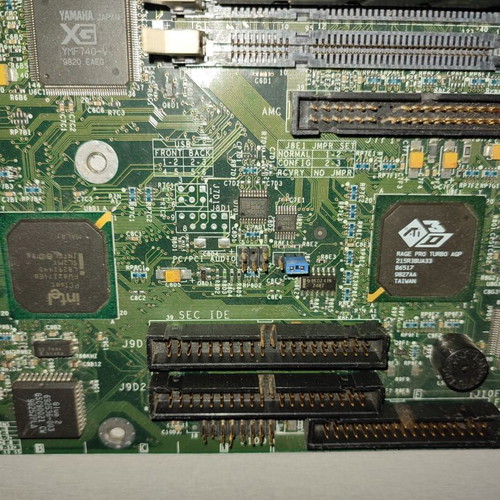 Intel MU440EX Maui+ motherboard used with Celeron 300A and 128MB RAM