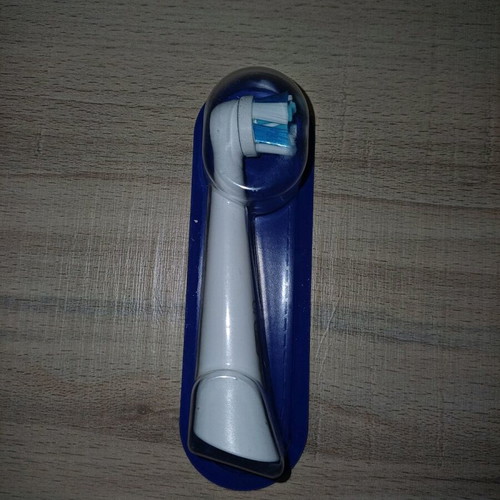 Oral-B iO Ultimate Clean replacement brush head new