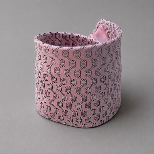 Hermes Paris silk tie like new, pink