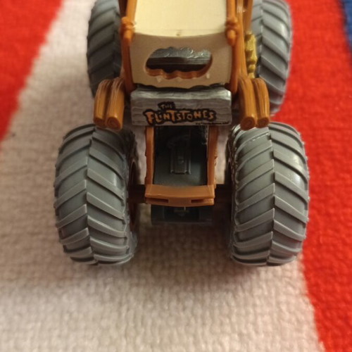 Monster truck The Flintstones like new