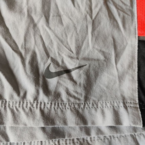 Σορτσάκι τρεξίματος Nike Dri-Fit μεταχειρισμένο, γκρι-πορτοκαλί, μέγεθος XXL