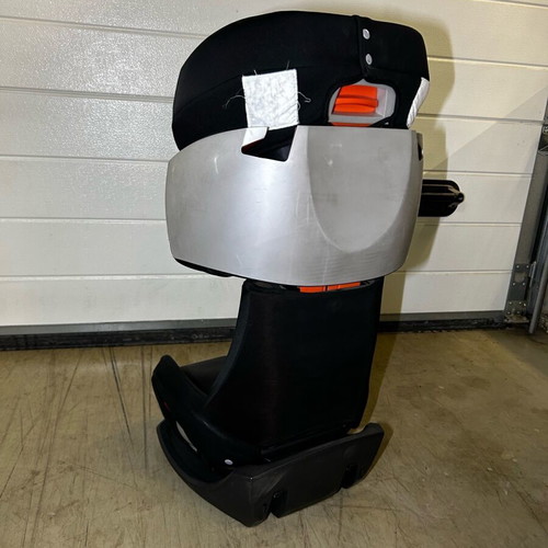 Cyber child car seat used, black, adjustable height