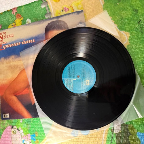 Notis Sfakianakis Vinyl Record Me To N Kai Me To S like new, laiko