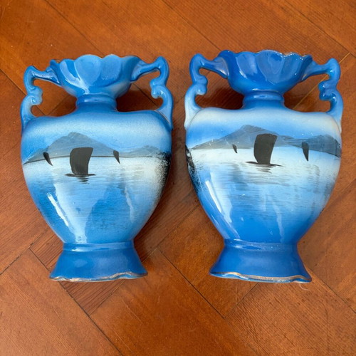 Antique vases from England like new, set of 2 with Japanese motif