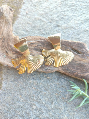 Earrings new, brass and stainless steel, stud