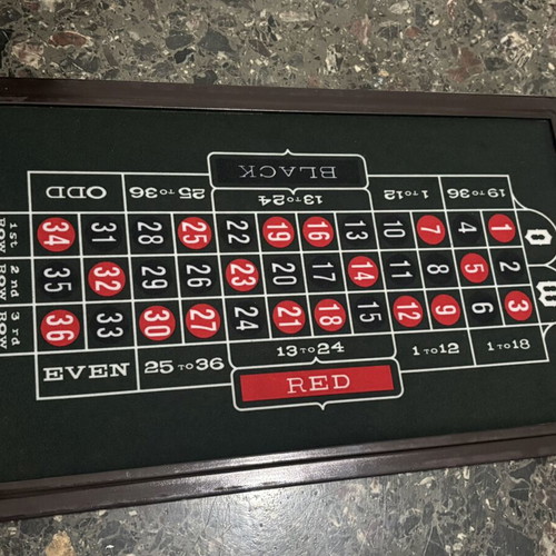 Casino game set like new with roulette, blackjack, chips, cards, dice