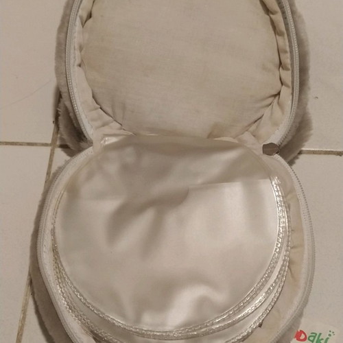 Plush CD case used, collectible, holds 10 CDs