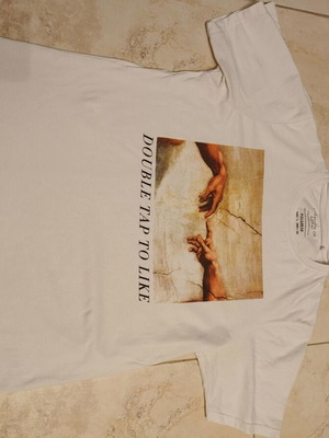 Double Tap To Like T-shirt Pull & Bear used, size L, white