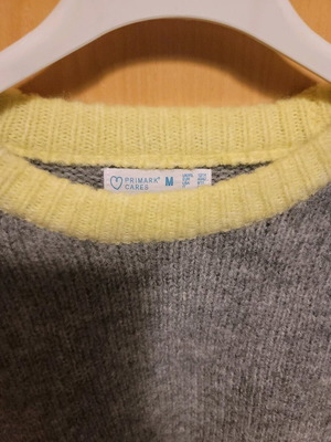Crop pullover worn slightly, gray, size M