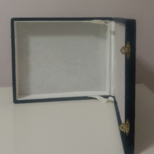 Luxury case blue used, ideal for awards and plaques 31x25 cm