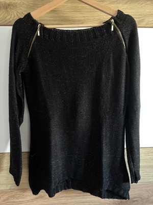 Bisou Bisou sweater like new, black with gold metallic sparkle and zips