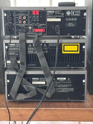 Ήχοσύστημα Yamaha RX-S70 μεταχειρισμένο, 150 Watts, vintage με 3-Disc CD Changer και κασετόφωνο