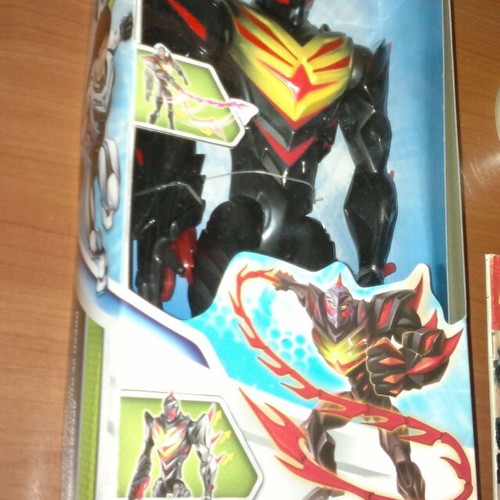 Max Steel Spike Whip Dread new in box