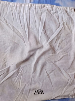 Zara dust bag like new, large storage pouch 55x55