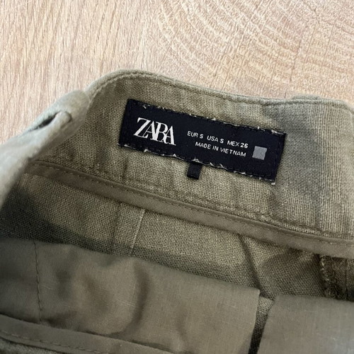 Zara khaki linen shorts size S like new, linen and viscose