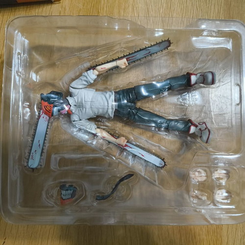 S.H.Figuarts Chainsaw Man Denji figure like new with accessories