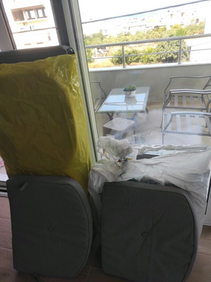 Τραπέζι με καρέκλες βεράντας σαν καινούργιο