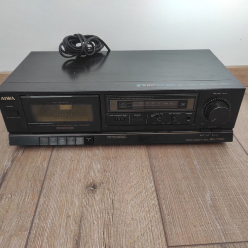 Κασετόφωνο Stereo AIWA AD-F300 μεταχειρισμένο, χρειάζεται service στους ιμάντες