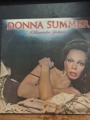 Donna Summer I Remember Yesterday vinyl record