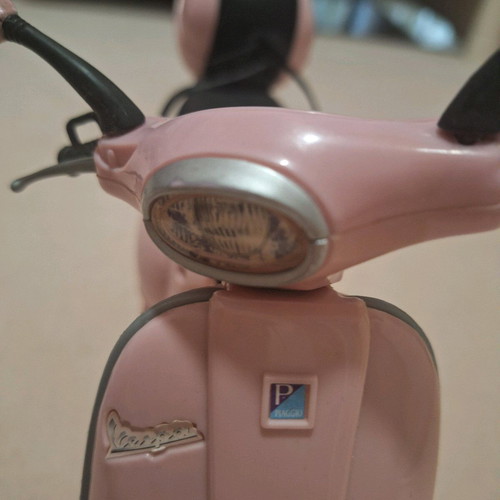 Barbie plastic Vespa scooter like new