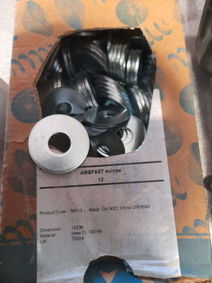 Galvanized washers new, pack of 50 pieces 12x36
