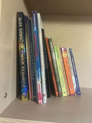 Books like new in excellent condition