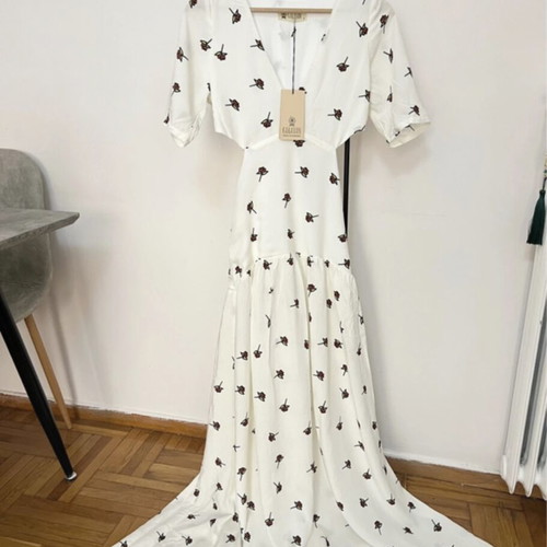 Karavan maxi dress white with red roses, size Small, new