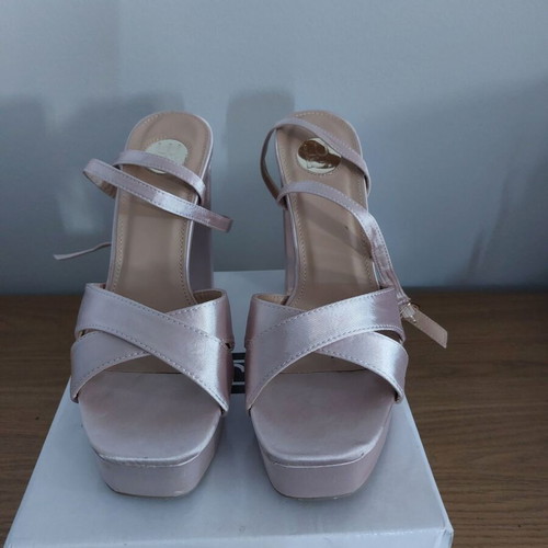 Luigi high-heeled sandals size 39 like new