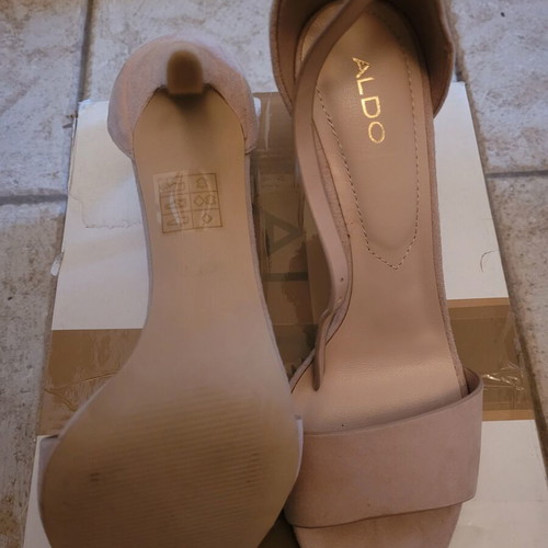 Aldo suede women's sandals new, size 37, light pink