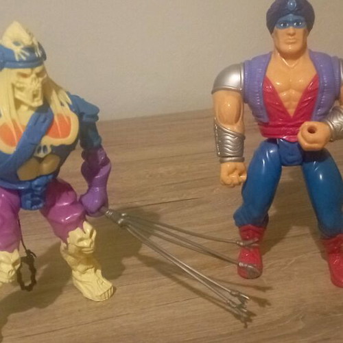 Conan figures used, pack of two, authentic from the 90s