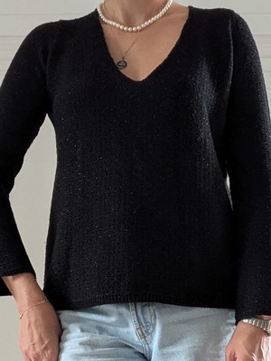 Zara sweater used, size L, black