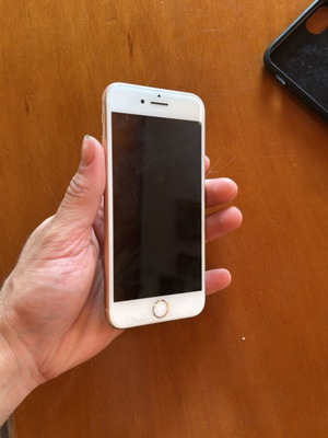 iPhone 8 used with broken front camera, 64GB, Apple iOS