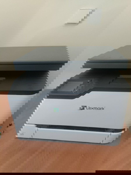 Принтер Lexmarc MC 3224, в отлично състояние без тонер