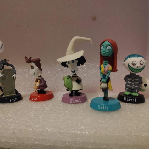 Jack Skellington and Sally collectible figure set like new