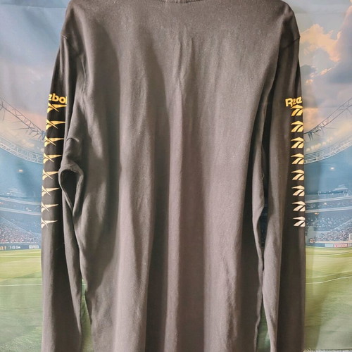 Reebok Long Sleeve Multi Vector Tee used, size L, black and yellow