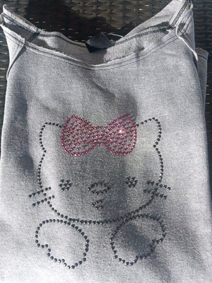 Long grey sweatshirt like new, One Size, with rhinestones