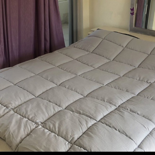 4 Seasons Quilt like new, size 1.60x2.00 m, polyester