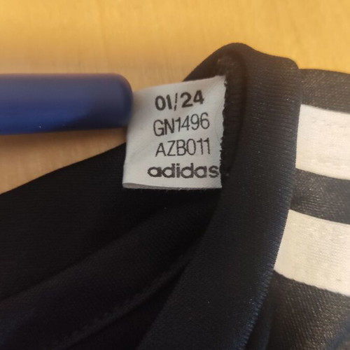 Adidas sports shirt black, size 11-12 years, like new