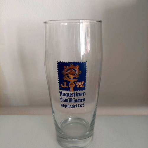 Augustiner collectible pint glass 500ml like new