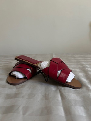 Zara leather slider sandals size 38 new