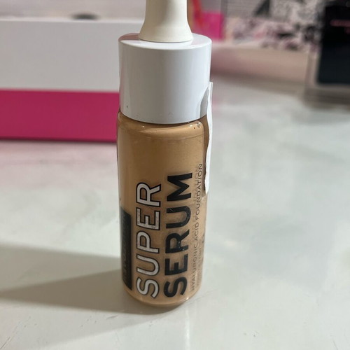 Makeup Revolution Serum Foundation F8.5 unused sealed