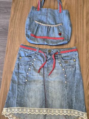 Denim skirt and Kenzo bag like new, size M, blue and red