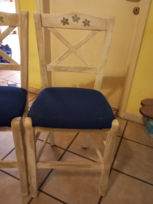 Venezia wooden dining chairs set of 4 used, navy blue fabric