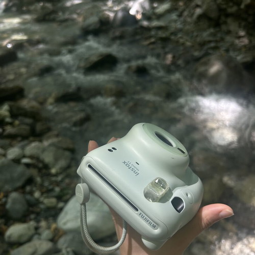 Instax Mini 11 green camera like new with batteries and film gift