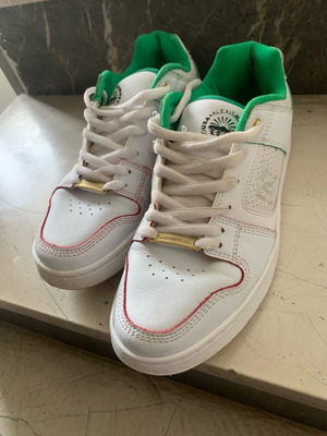 DC shoes like new, skate style, size 41, white