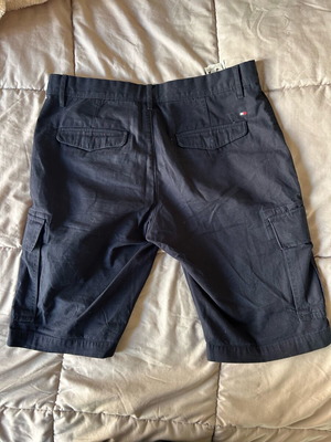 Βερμούδα Tommy Hilfiger σαν καινούργια, ανδρική, μπλε, με τσέπες