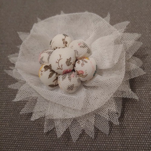 Handmade brooch with tulle