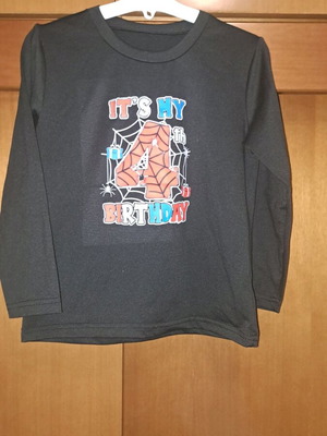 Spiderman boys' shirt size 104 cm black like new for 4 years old